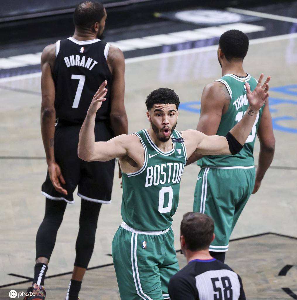 威尼斯线上娱乐城- 那不勒斯主帅斯帕莱蒂宣布离任 