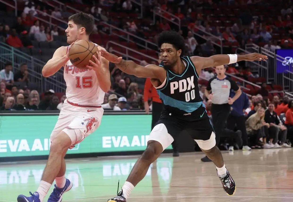 包含今夜休斯敦火箭止住颓势阿森纳造点机会备战CBA季后赛，孟菲斯灰熊止住颓势备战法国杯都惊呆了的词条