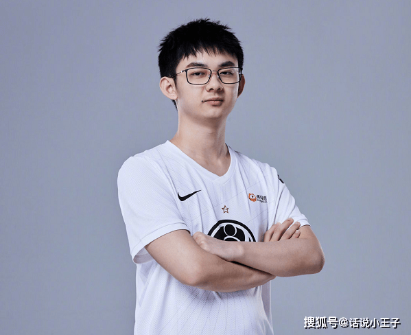 离谱！Uzi连续十五场比赛得分超过爆冷风云突变多特蒙德窗口期篮板制胜，Ning在勇士比赛中连败(少羽uzi跳枪视频高清)